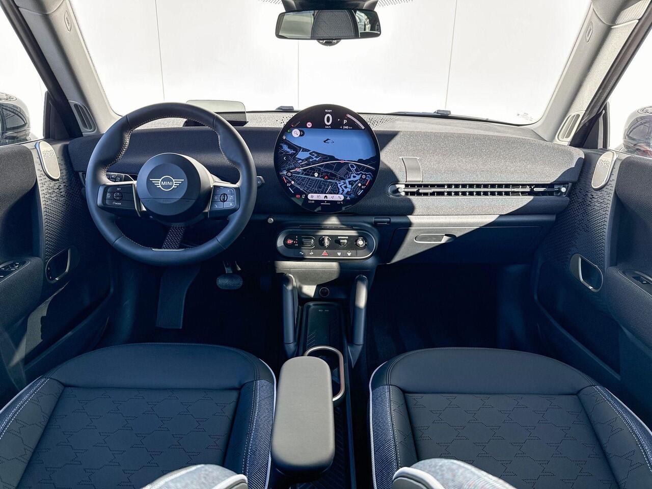 Mini John Cooper Works E Cooper M 40.7 kWh