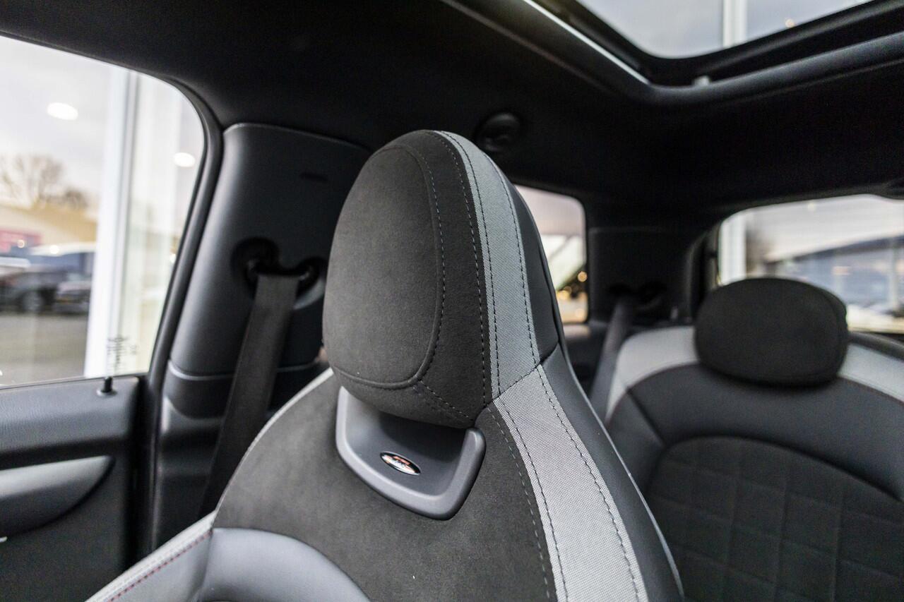 Mini John Cooper Works Mini 2.0 JCW Pack | Pano | Camera