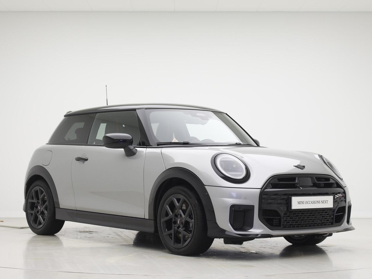 Mini John Cooper Works 3-deurs C Cooper M | 17" | Comfort Acces | Panorama | Stoel/Stuurverwarming | Head-Up