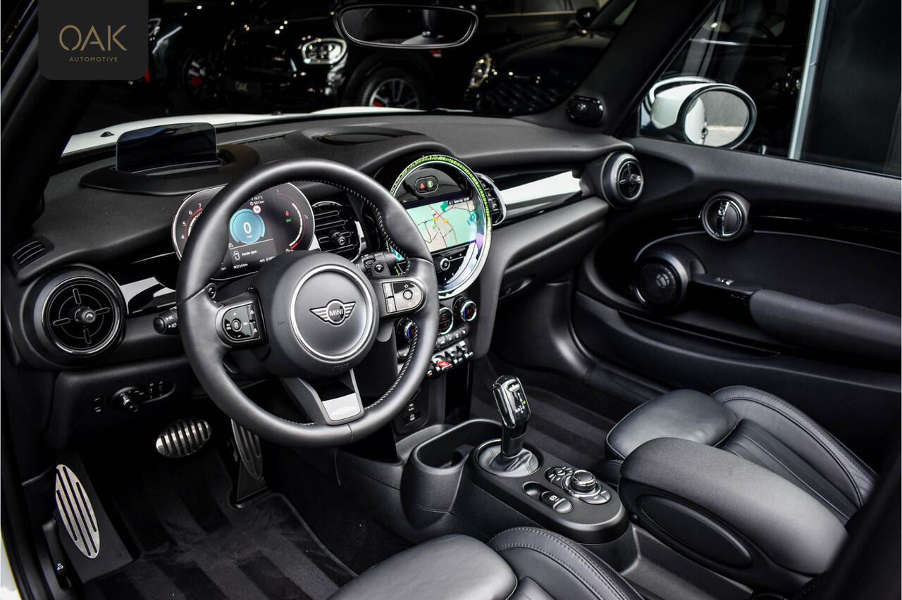 Mini John Cooper Works Mini Cabrio 2.0 F1 Aut. | Navi | Lounge Leder | Head-Up | H&K | Camera | 18"LM | Nanuq White