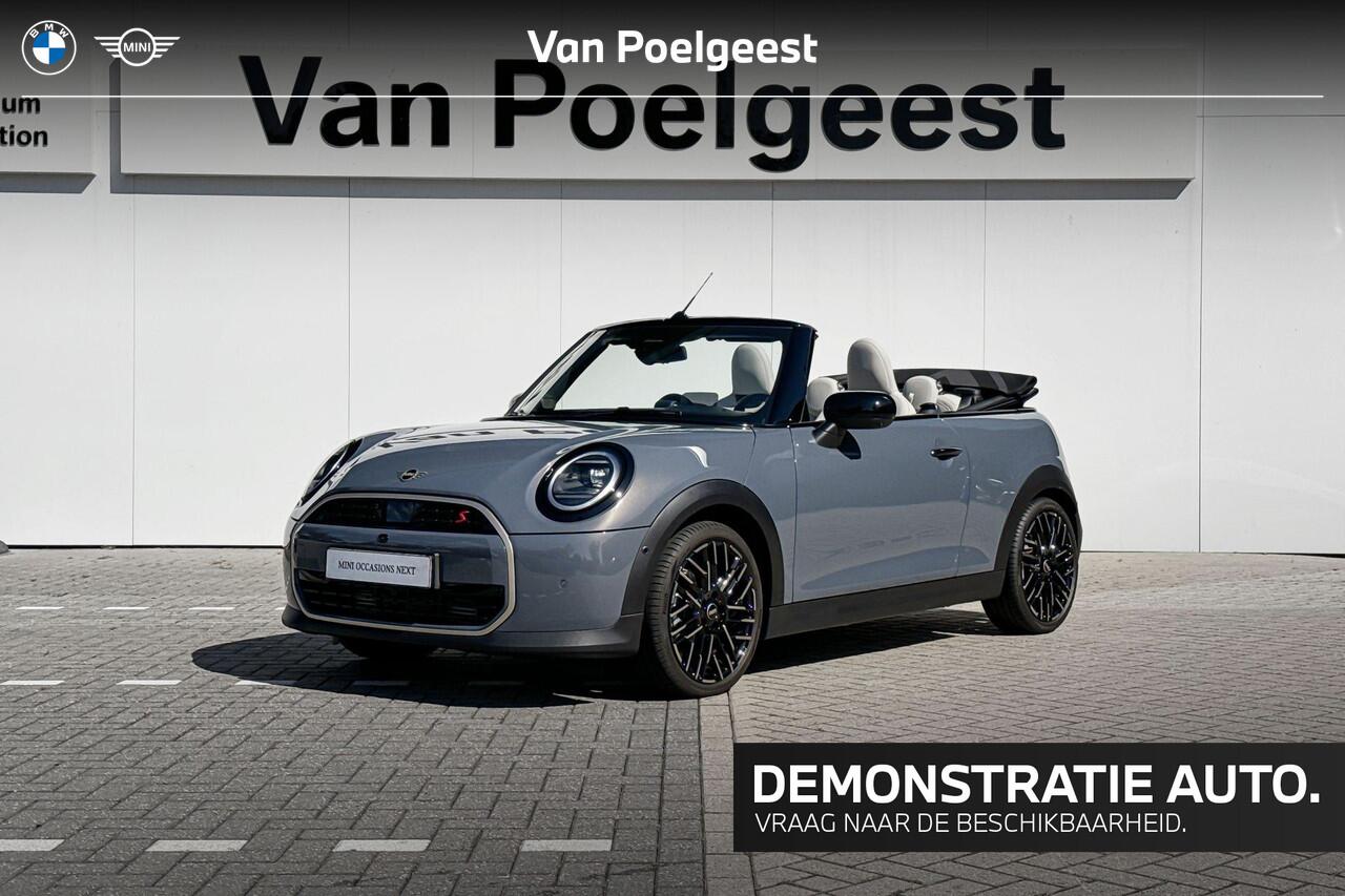 Mini MINI Cabrio S Favoured Pakket XL | Elektrisch Verstelbare Stoelen | Comfort Acces | Harman Kardon | Stuurverwarming