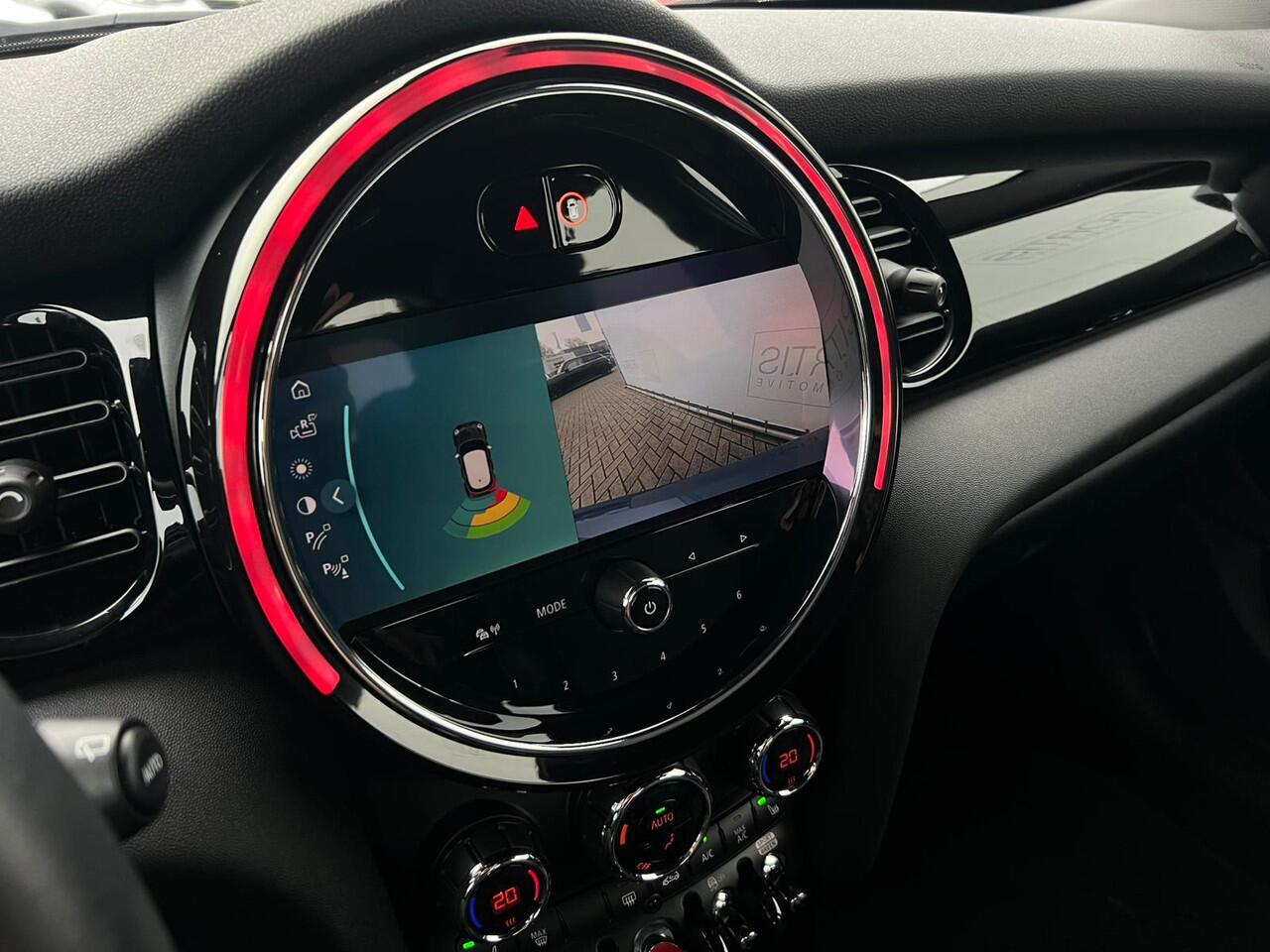 Mini MINI Mini 1.5 Business Edition NL AUTO | LEDER | CAMERA | DEALER ONDERH | CARPLAY |