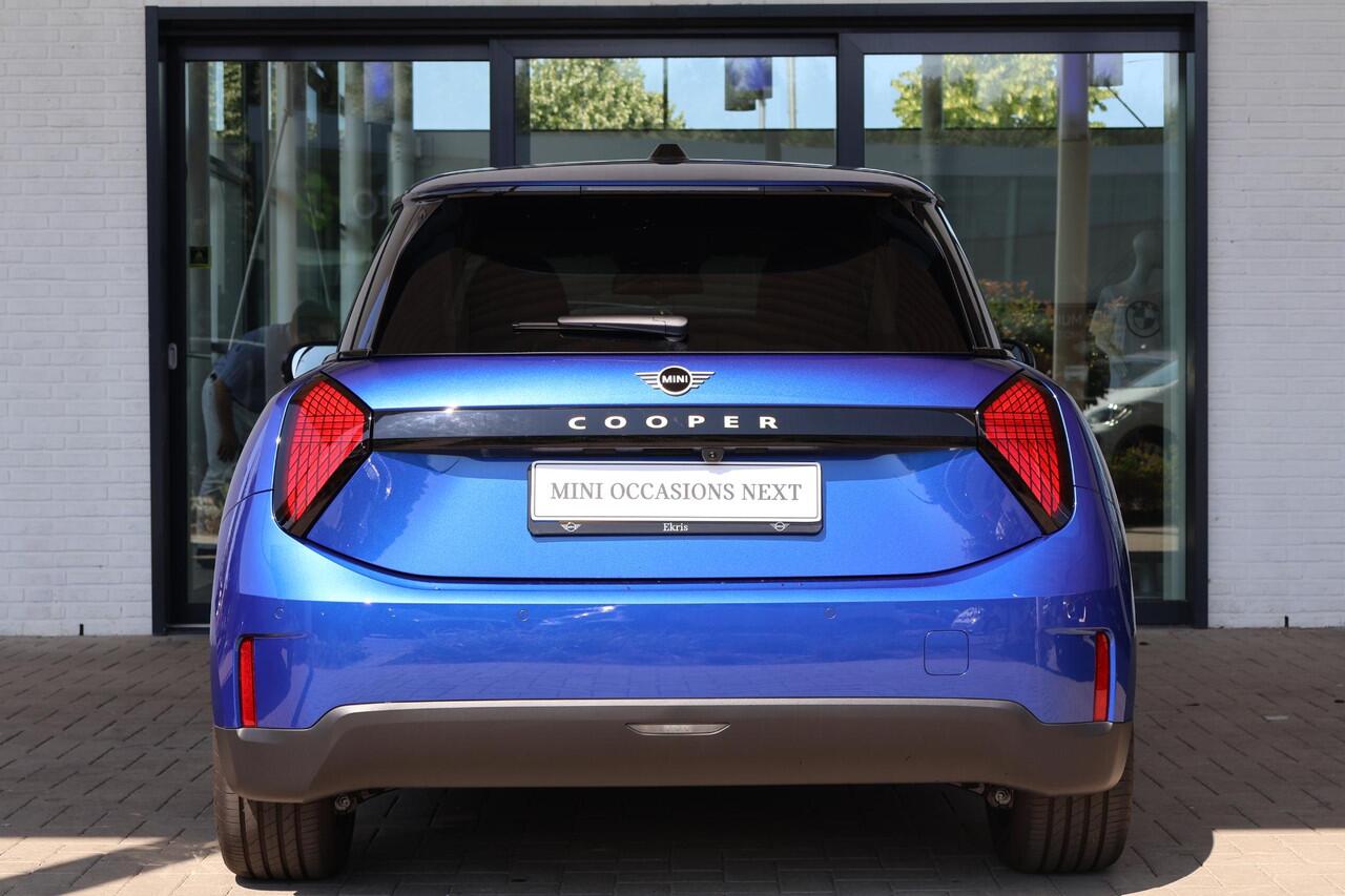 Mini MINI 3-deurs E | Pakket L | Glazen Panoramadak | Harman Kardon | Head-Up Display | Stoelverwarming | Comfort Access | Camera