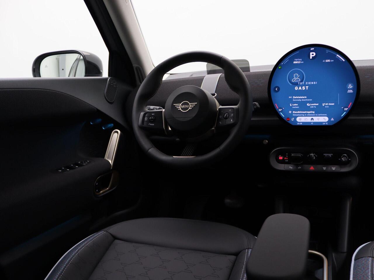 Mini MINI Aceman E Classic Trim + Package S + Driving Assistant + Parking Assistant + Comfort Acces + Stuurwielrand verwarmd + 18''