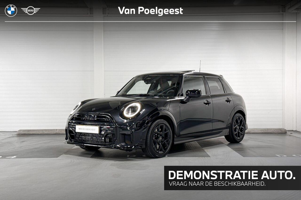 Mini MINI 5-deurs C | John Cooper Works Uitvoering | Pakket M | 17" Sprint Spoke black | Selections