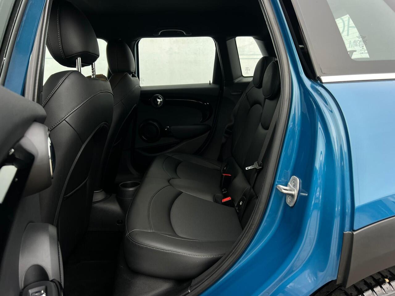 Mini MINI Mini 1.5 Business Edition NL AUTO | LEDER | CAMERA | DEALER ONDERH | CARPLAY |