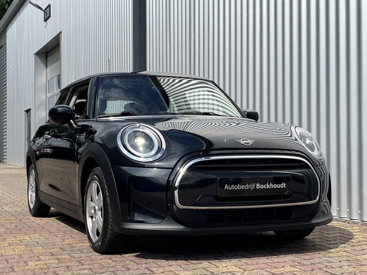 Mini MINI 1.5 136PK Cooper | Navigatie | Climate Control