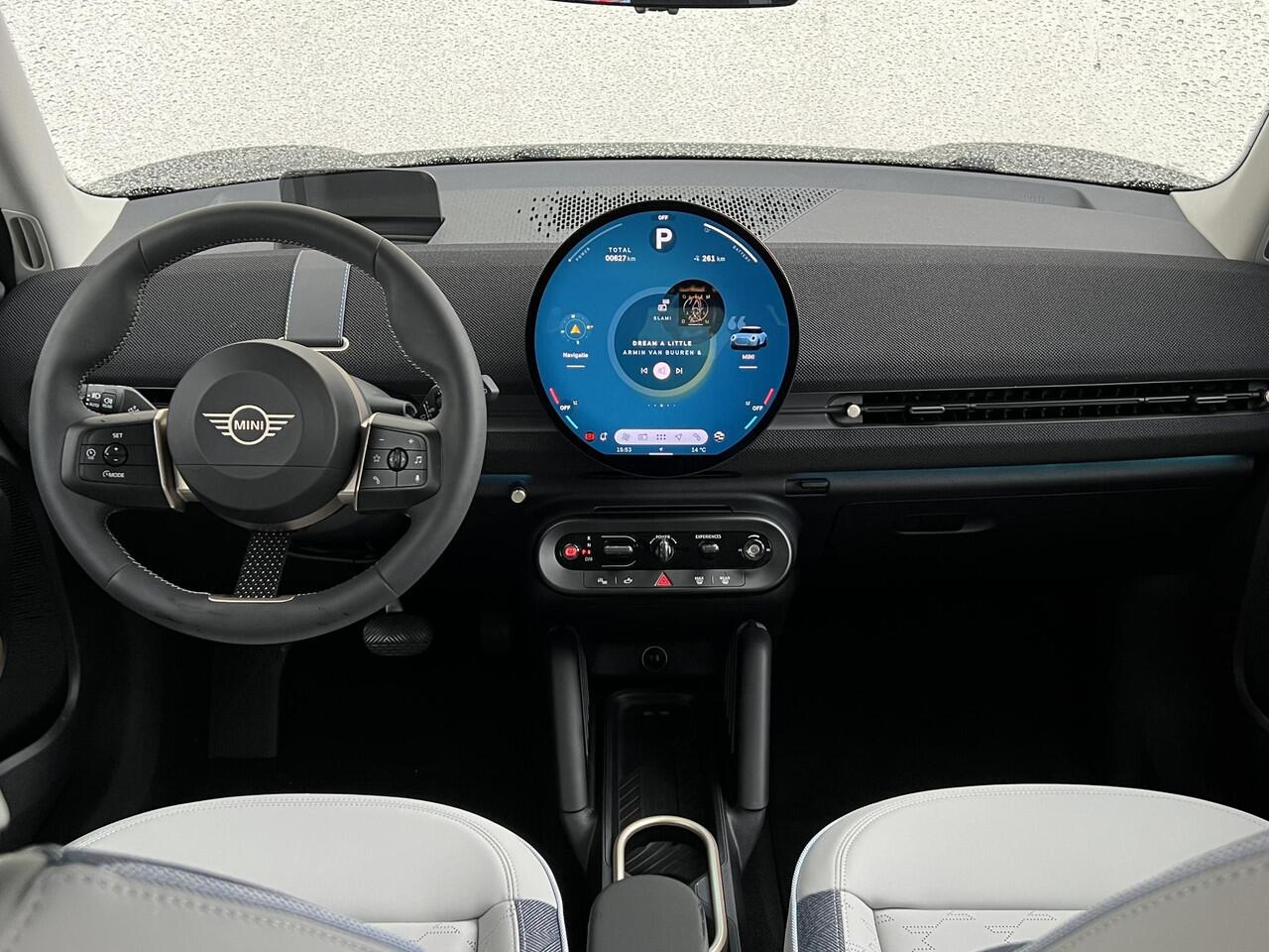 Mini MINI Aceman E | Classic + Pakket S | S-Pakket | Head-Up Display | Achteruitrijcamera | Stuur- Stoelverwarming |