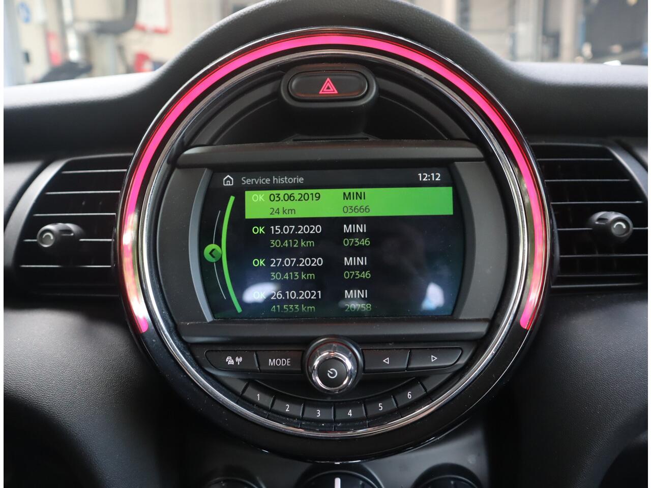 Mini MINI 1.5 One / NL Auto