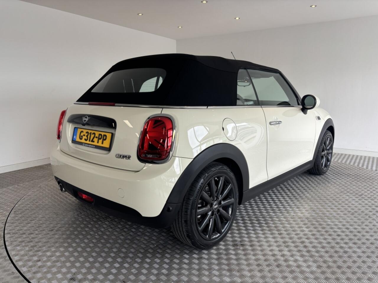Mini MINI 1.5 Cooper Chili NL auto, Leder,