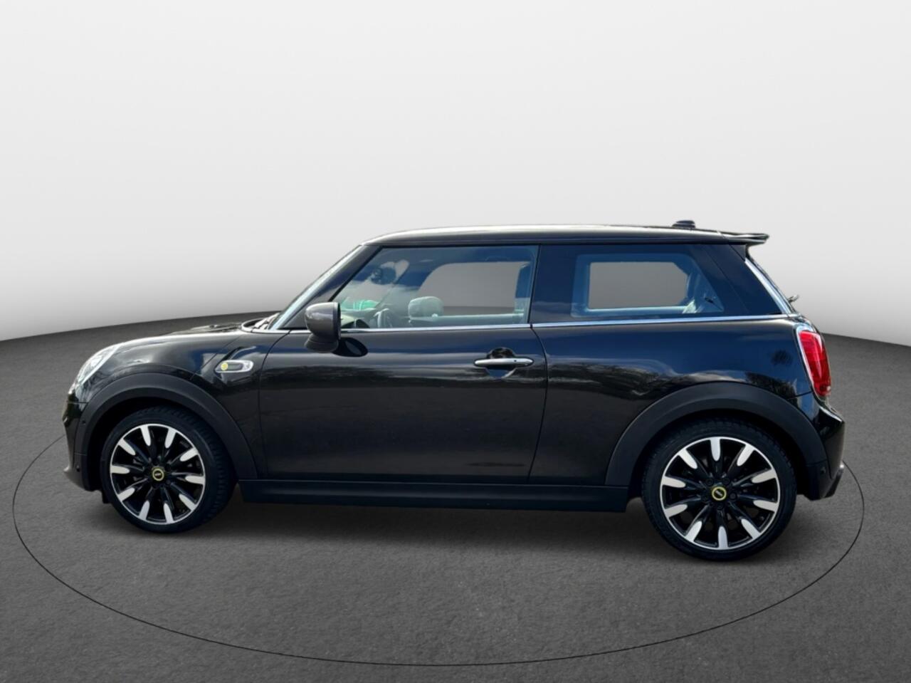 Mini MINI Yours 33 kWh Leder | Panoramadak | Head up | HarmanKardon