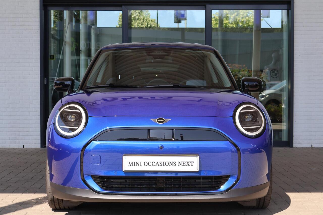 Mini MINI 3-deurs E | Pakket L | Glazen Panoramadak | Harman Kardon | Head-Up Display | Stoelverwarming | Comfort Access | Camera