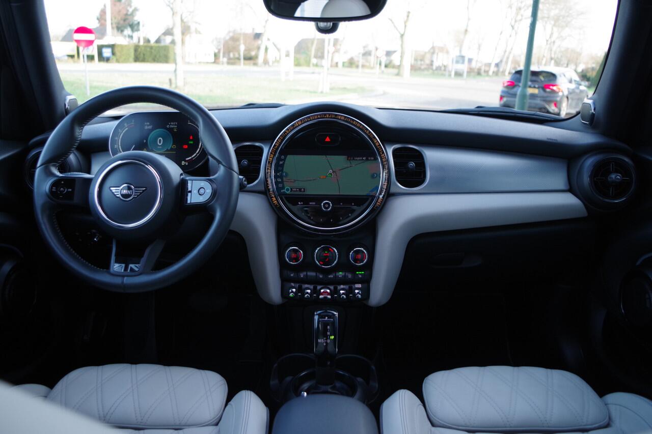 Mini MINI 2.0 179 PK Automaat Cooper S MINI Yours, Panoramadak, Harmon/Kardon, Leder