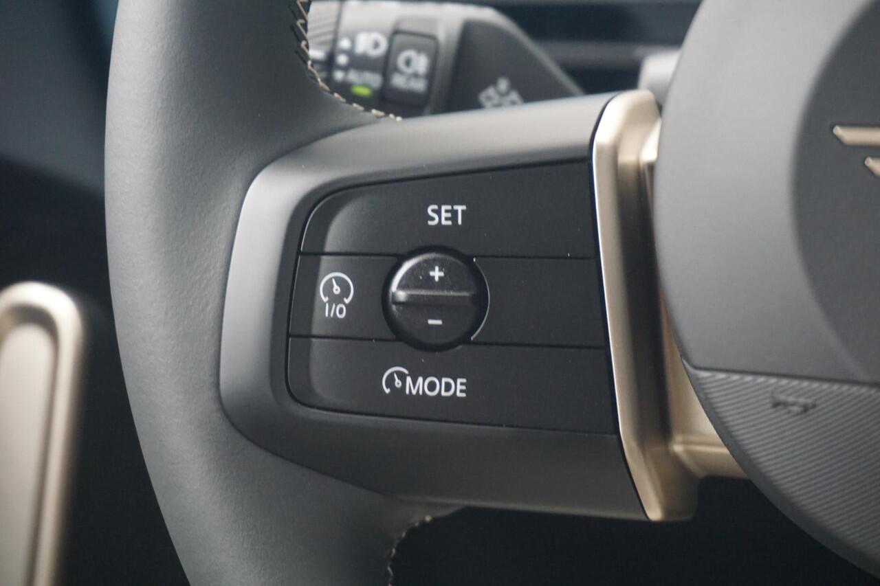 Mini MINI Aceman E Favoured Trim | Pakket M | Comfort Access | Driving Assistant | Head-up Display | Stoelverwarming |