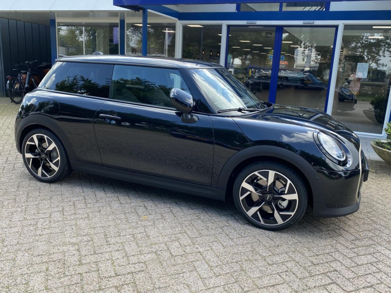 Mini MINI 1.5 Cooper Chili Bns automaat/navigatie/panorama dak