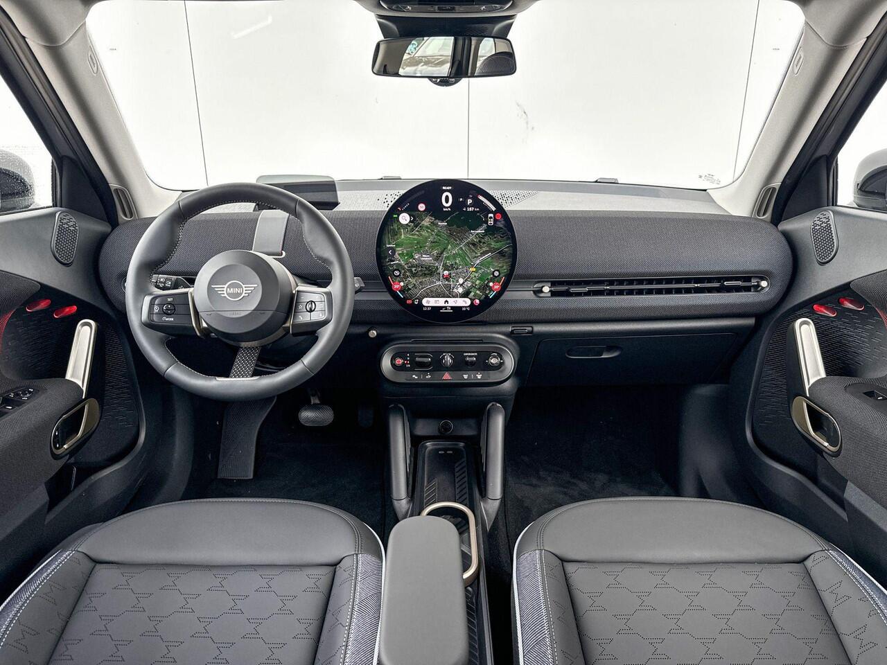 Mini MINI Aceman E Classic Pakket S / Stuurwielrand Verwarming / Comfort Acces / Binnen & Buitenspiegel Automatisch Dimmend / Driving Assistant / Head Up Display / 18 Inch / Selections