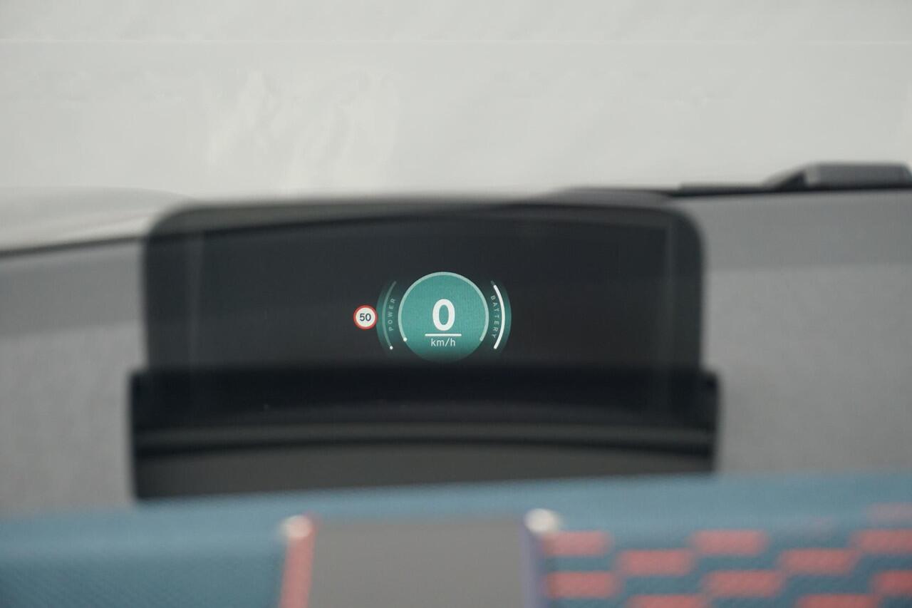 Mini MINI Aceman E Favoured Trim | Pakket M | Comfort Access | Driving Assistant | Head-up Display | Stoelverwarming |