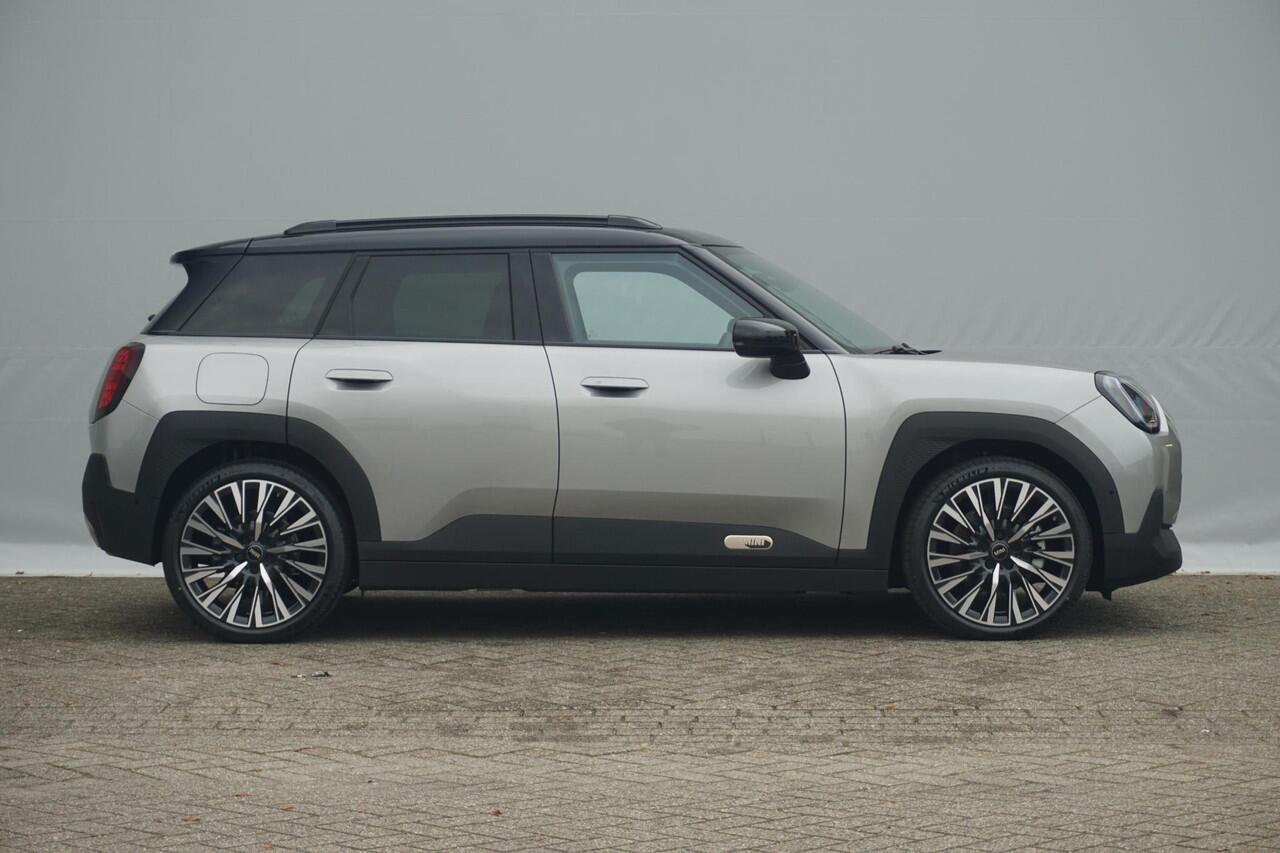 Mini MINI Aceman E Favoured Trim | Pakket M | Comfort Access | Driving Assistant | Head-up Display | Stoelverwarming |