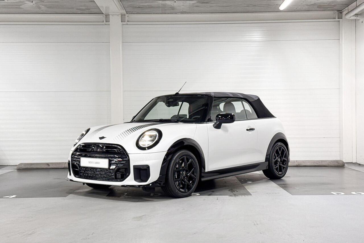 Mini MINI Cabrio C | John Cooper Works Uitvoering | Pakket XL | 17" JCW Sprint Spoke black