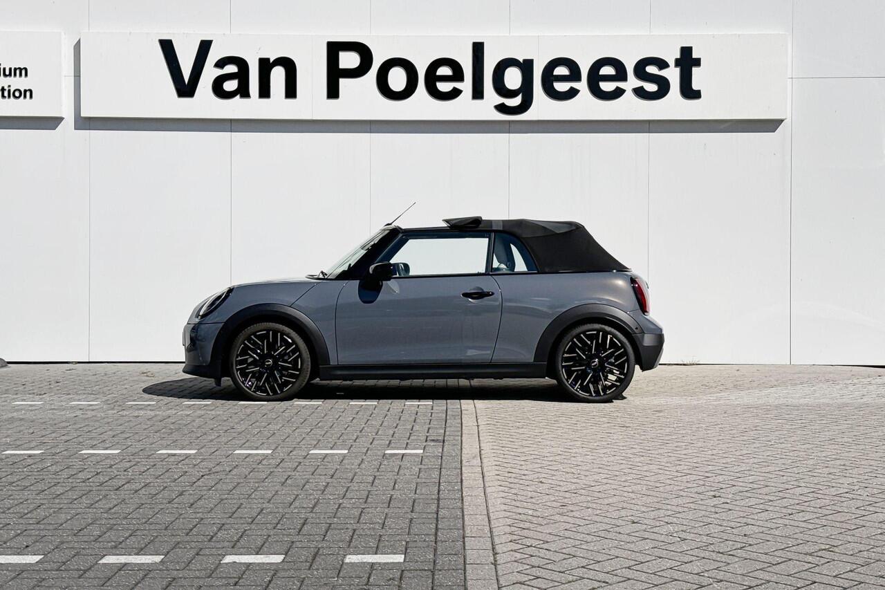 Mini MINI Cabrio S Favoured Pakket XL | Elektrisch Verstelbare Stoelen | Comfort Acces | Harman Kardon | Stuurverwarming