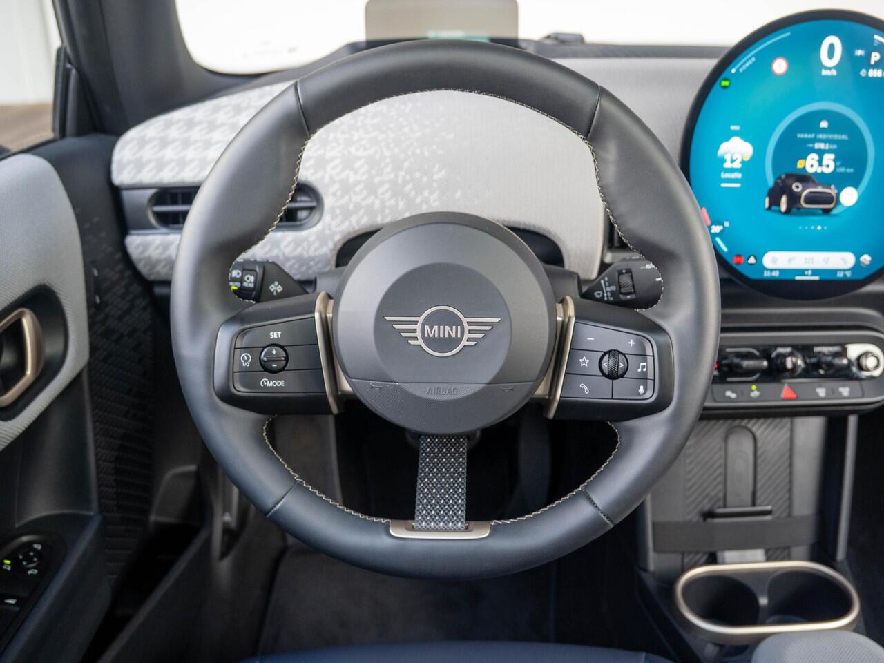 Mini MINI 3-deurs C Favoured Trim + Package M