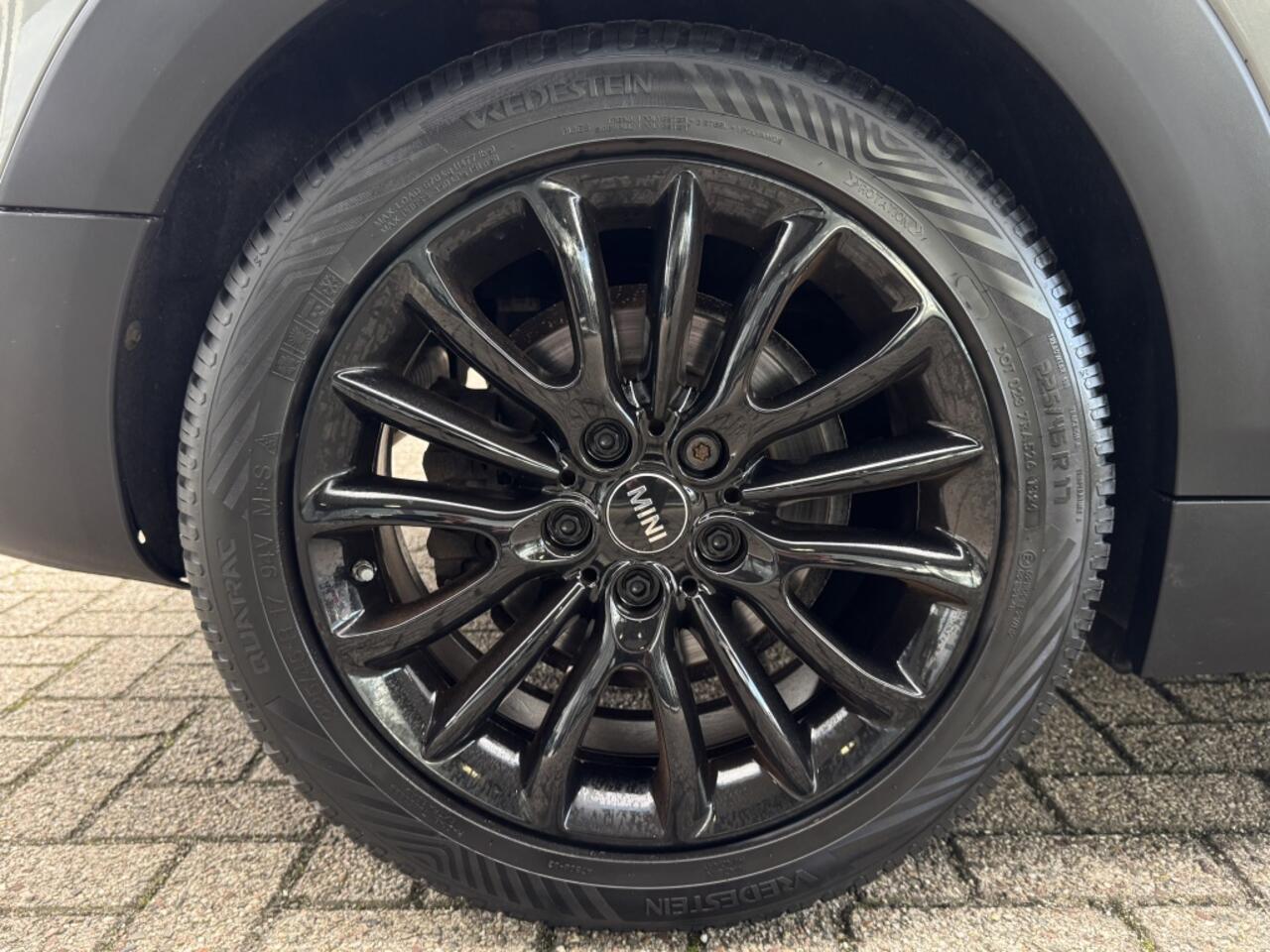 Mini MINI 1.5 Cooper Business Edition| Clima, Cruise, CarPlay, Half leer,