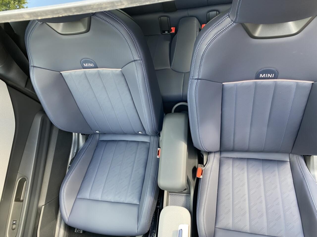 Mini MINI 1.5 Cooper Chili Bns automaat/navigatie/panorama dak