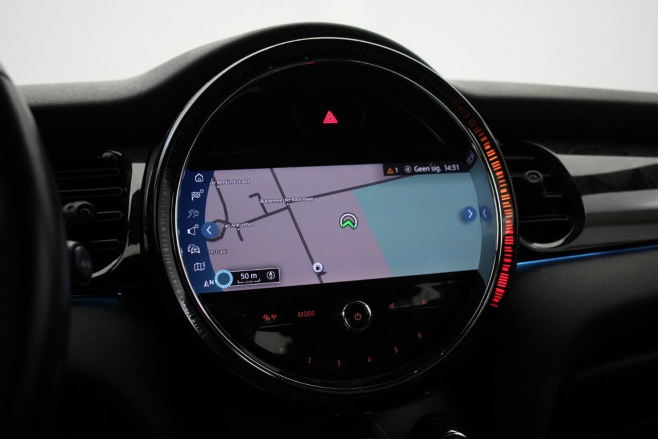 Mini MINI Business Edition 33 kWh - Carplay, Navi, Half Leer, Cruise, Clima, SOH 97%