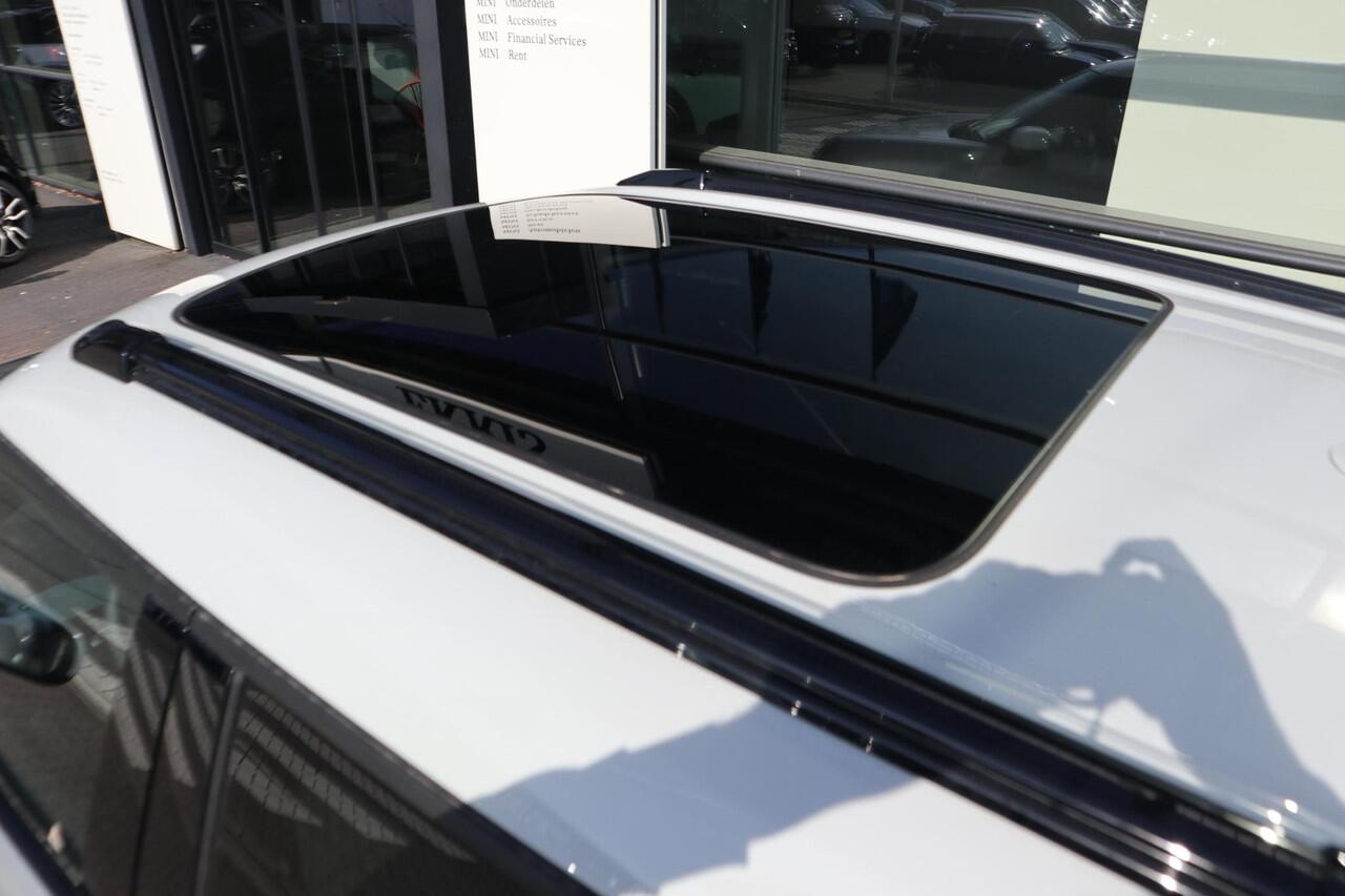 Mini MINI Aceman E Favoured trim | Package M | MINI Month