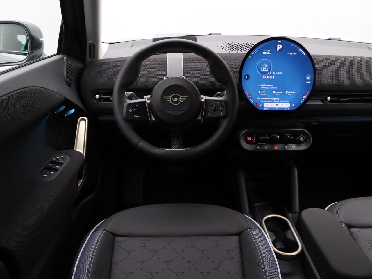 Mini MINI Aceman E Classic Trim + Package S + Driving Assistant + Parking Assistant + Comfort Acces + Stuurwielrand verwarmd + 18''