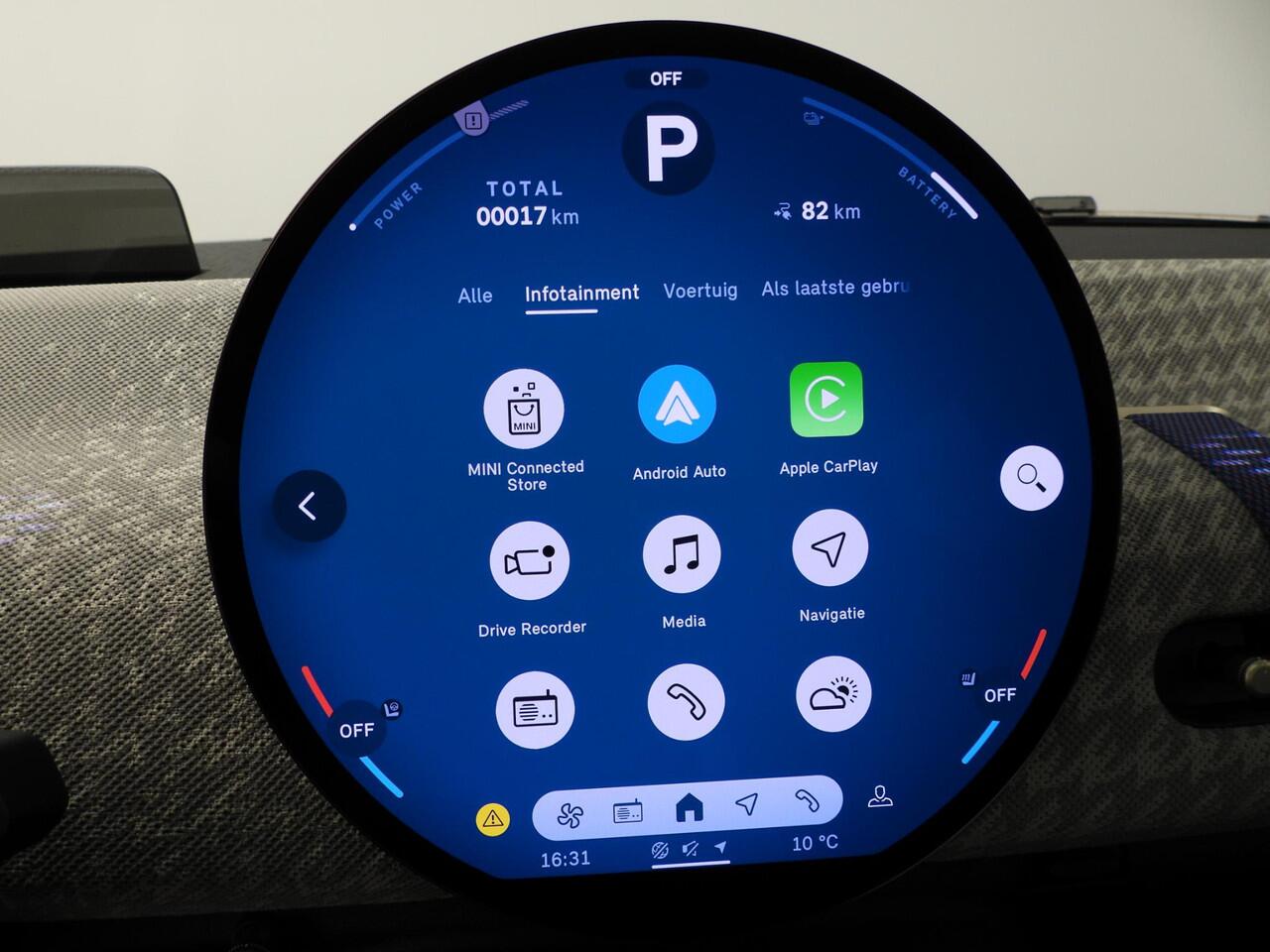 Mini MINI 3-deurs E | Favoured Trim + Package L | Panoramadak | Achteruitrijcamera | Head-up display | Harman/Kardon |