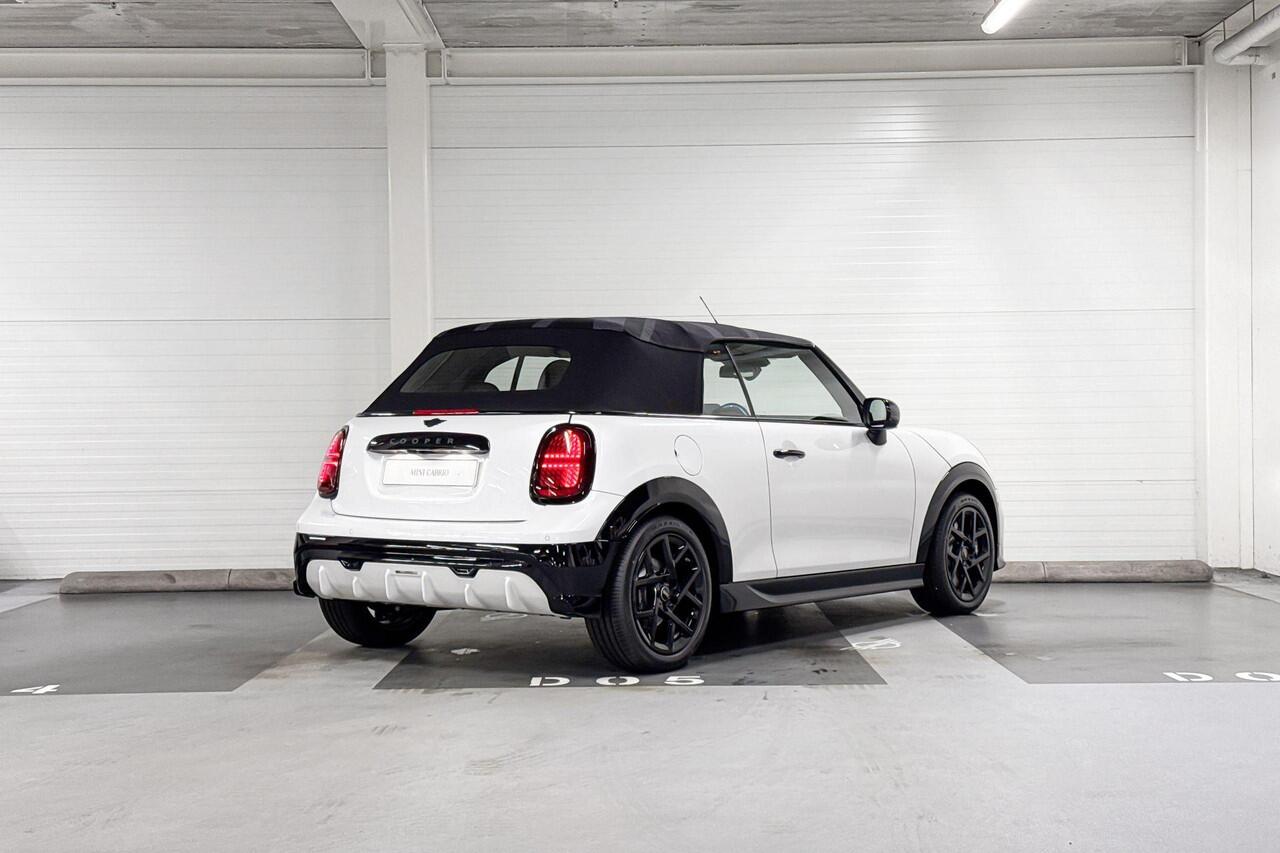 Mini MINI Cabrio C | John Cooper Works Uitvoering | Pakket XL | 17" JCW Sprint Spoke black