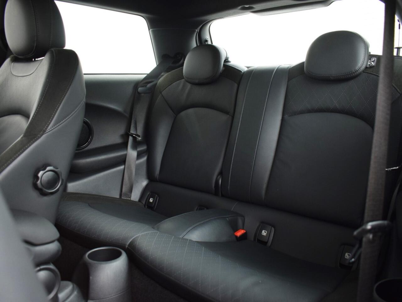 Mini MINI Charged 33 kWh | Volledig Leder o Head-Up o Harman/Kardon o NAP