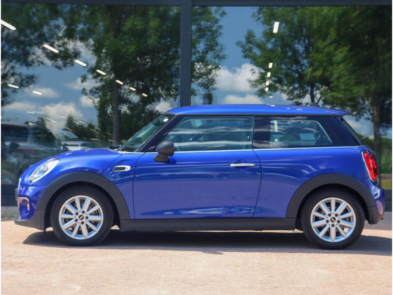 Mini ONE Mini 1.5 First Salt | Carplay | Navigatie | Cruise Control