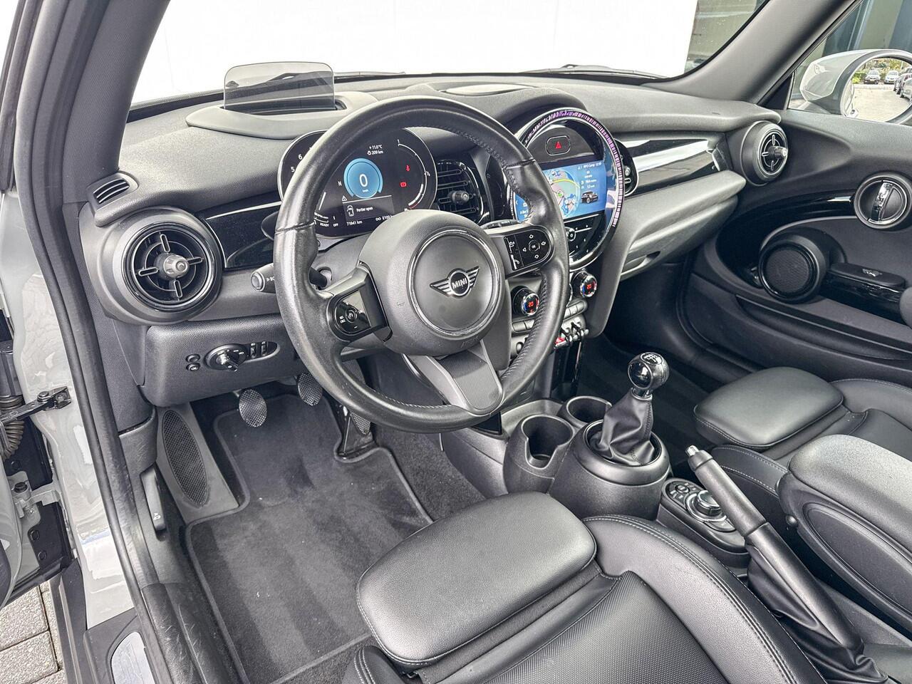 Mini ONE 3-deurs Business Edition | Panoramadak | 16 inch