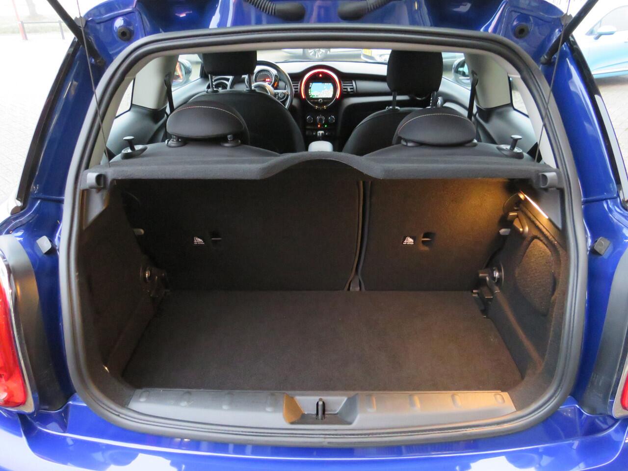 Mini ONE Mini 1.5 First Salt | Airco | Navigatie | Bluetooth | Incl. Garantie | Keyless start | LED Dagrijverlichting |