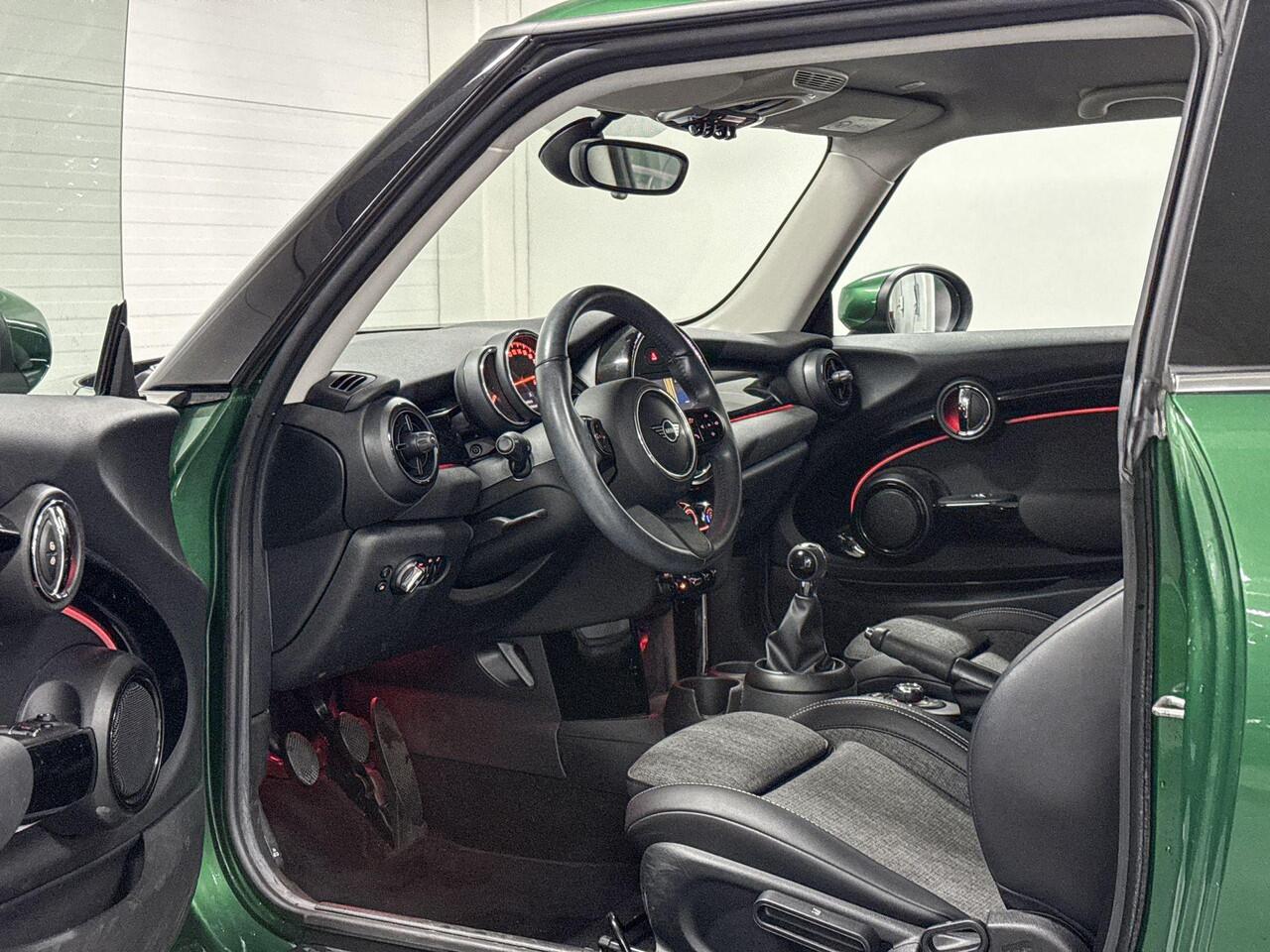 Mini ONE 3-deurs Business Edition | Navigatiesysteem | Apple Carplay | Park Distance Control