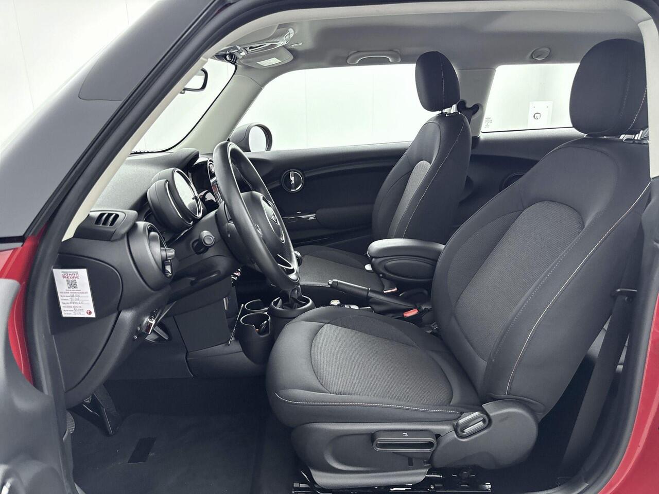 Mini ONE Mini 1.5 Salt 102PK | Navigatie | Lichtmetalen Velgen | Climate Control | Voorruitverwarming | Cruise Control