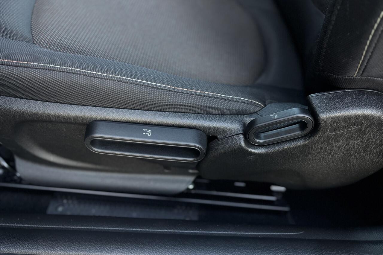 Mini ONE Mini 1.5 Chili | Panodak | Apple Carplay | Stoelverwarming | PDC V+A