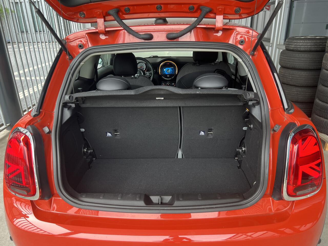 Mini ONE Mini 1.5 Pepper | AUTOMAAT | CRUISE CONTROL | STOELVERWARMING | LMV | CLIMATE CONTROL | PDC | LED | BLUETOOTH