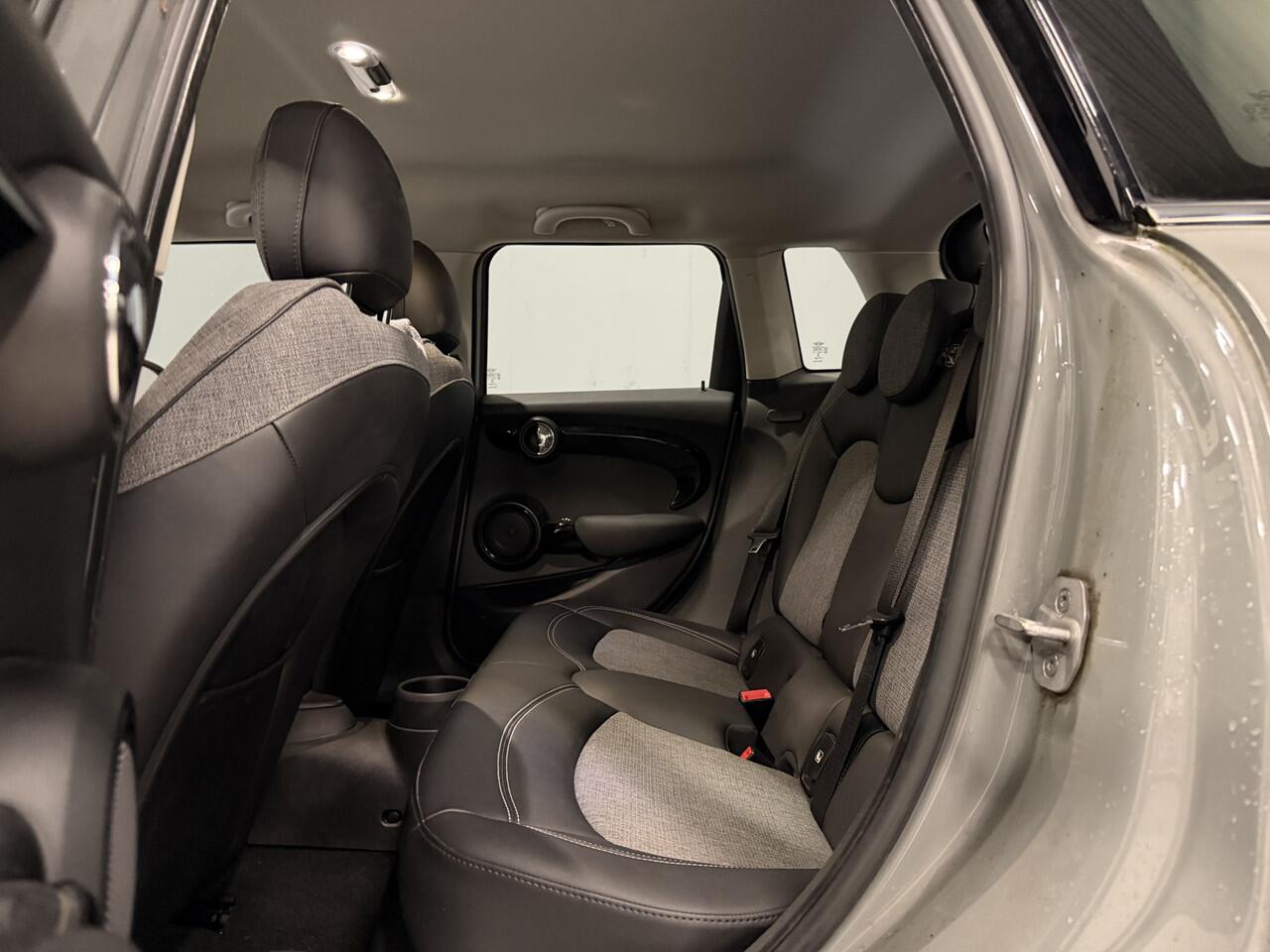 Mini ONE 1.5 Classic GARANTIE|Carplay|LED|Sportstoelen