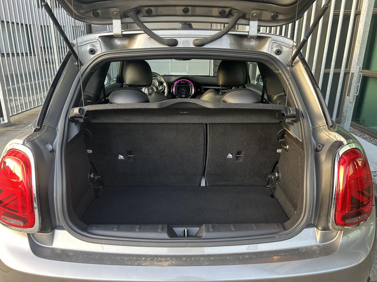 Mini ONE Mini 1.5 Chili | AUTOMAAT | LEDER | CARPLAY/ANDROID | NAVI | CRUISE CONTROL | LMV 17'' | PDC V+A | STOELVERWARMING | CLIMATE CONTROL | LED | BLUETOOTH