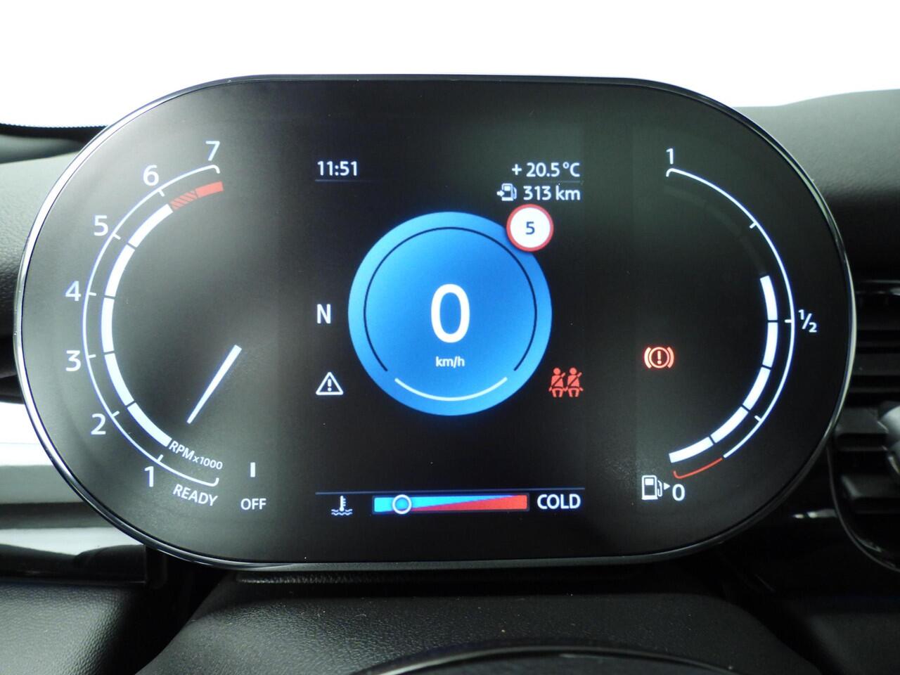 Mini ONE 3-deurs Panoramadak / Sportstoelen / Stoelverwarming / Comfort Acces / Climate / LED / Alu wielen black 16 inch