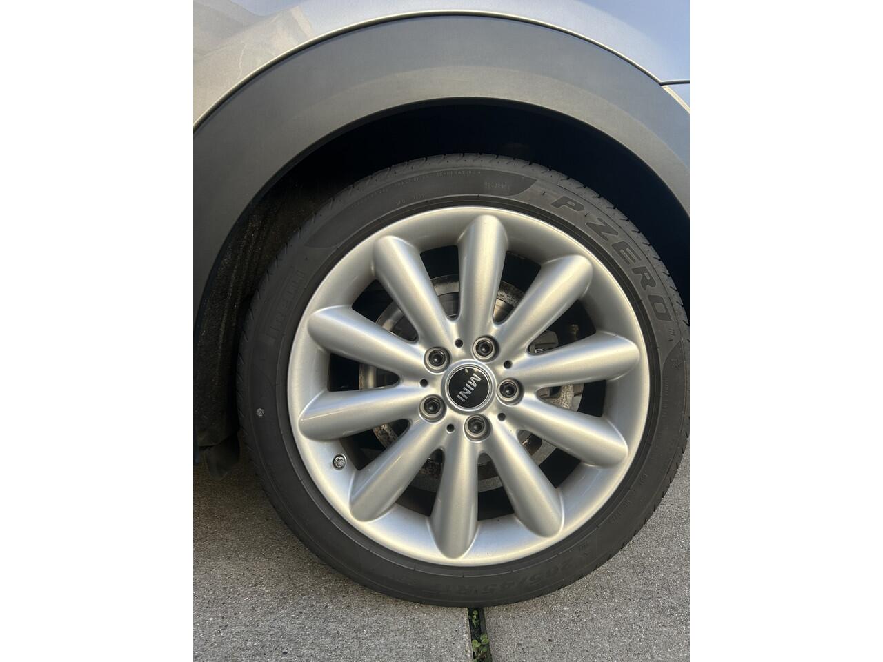 Mini ONE Mini 1.5 Chili | AUTOMAAT | LEDER | CARPLAY/ANDROID | NAVI | CRUISE CONTROL | LMV 17'' | PDC V+A | STOELVERWARMING | CLIMATE CONTROL | LED | BLUETOOTH