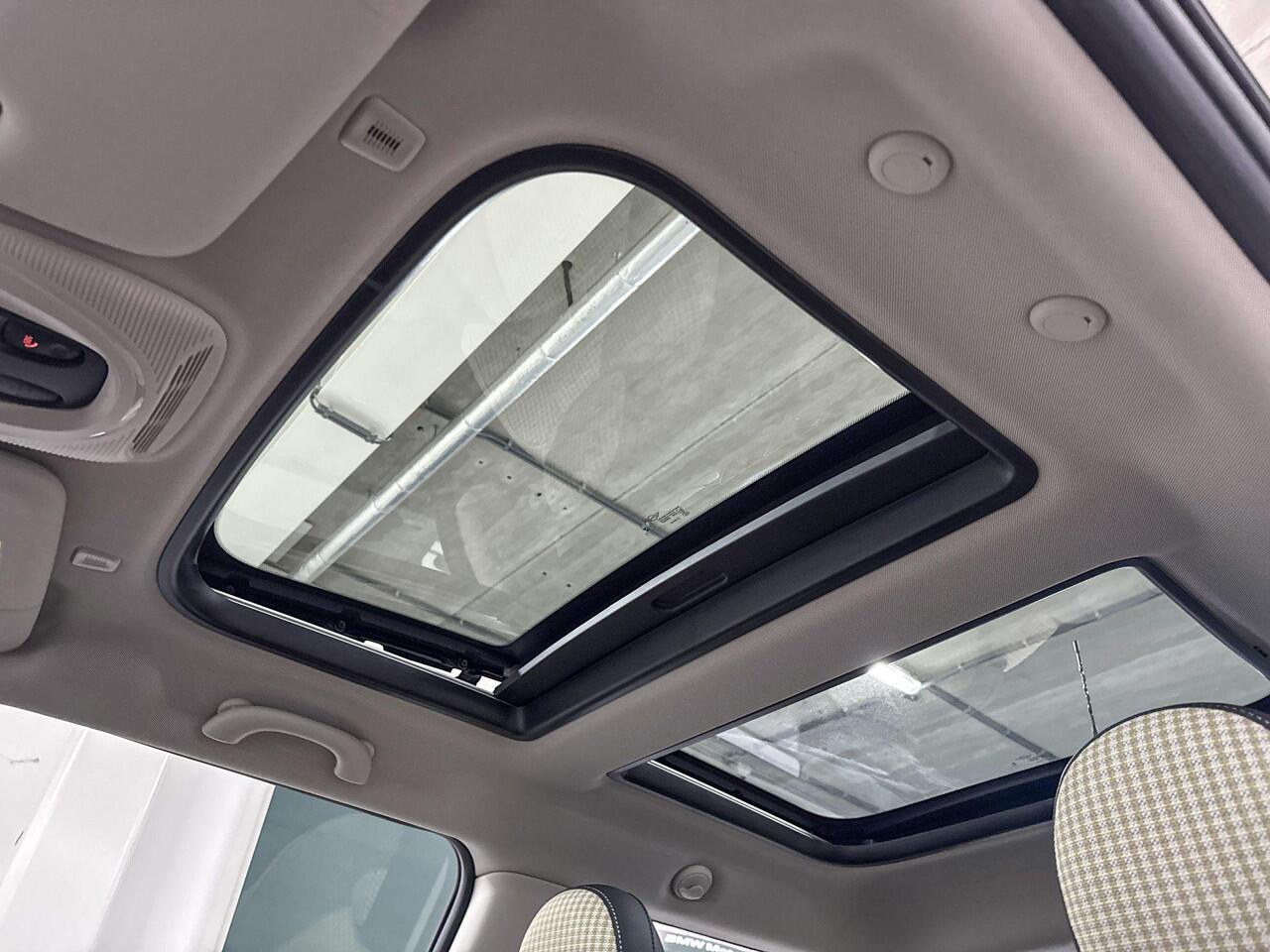 Mini ONE 3-Deurs | Classic Uitvoering | Glazen panoramadak | 16" Victory Spoke zwart | Parkeersensoren achter