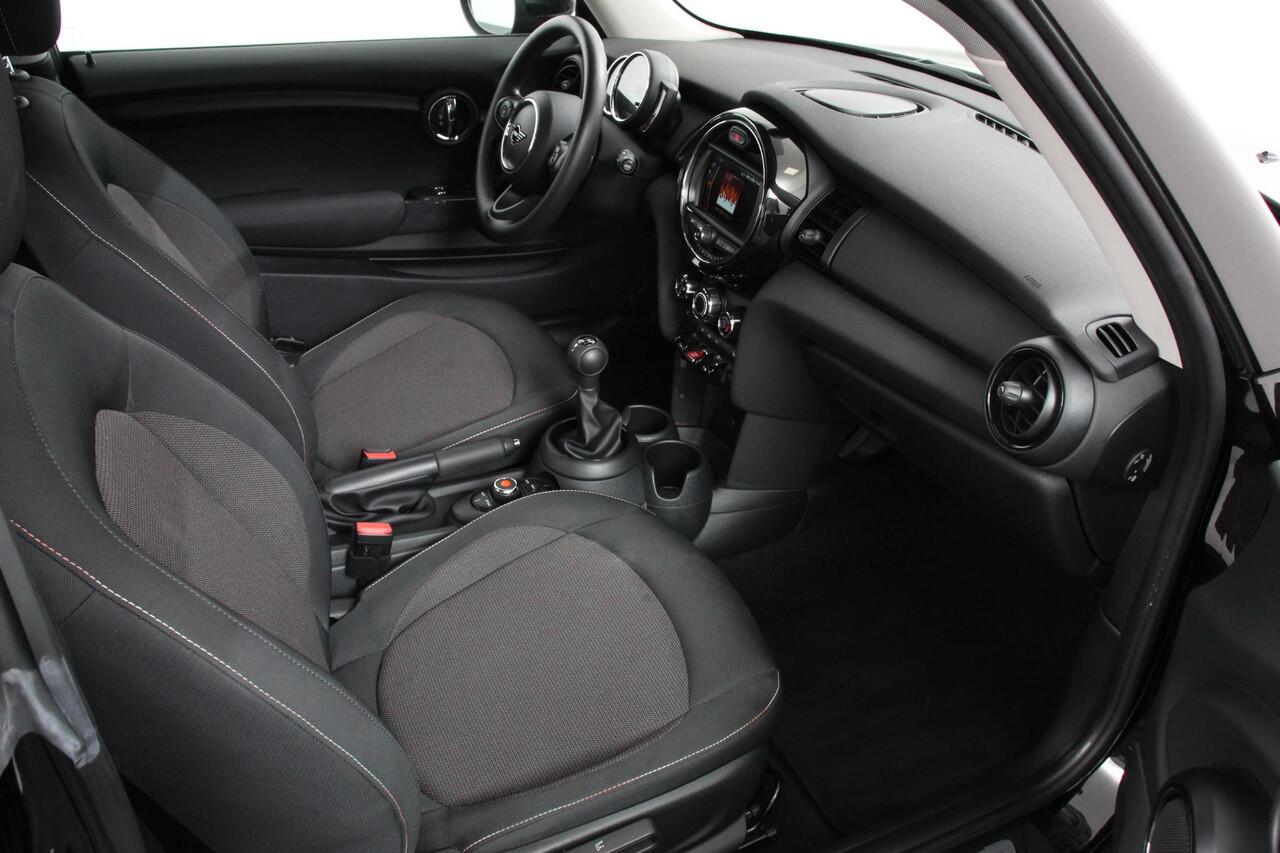 Mini ONE Mini 1.5 First Salt | Airco | Lichtmetalen Velgen | Stoelverwarming | Keyless start