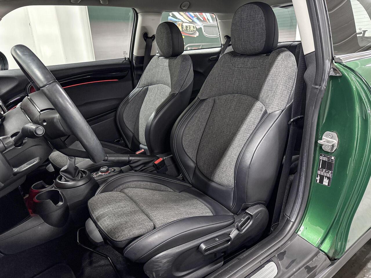 Mini ONE 3-deurs Business Edition | Navigatiesysteem | Apple Carplay | Park Distance Control