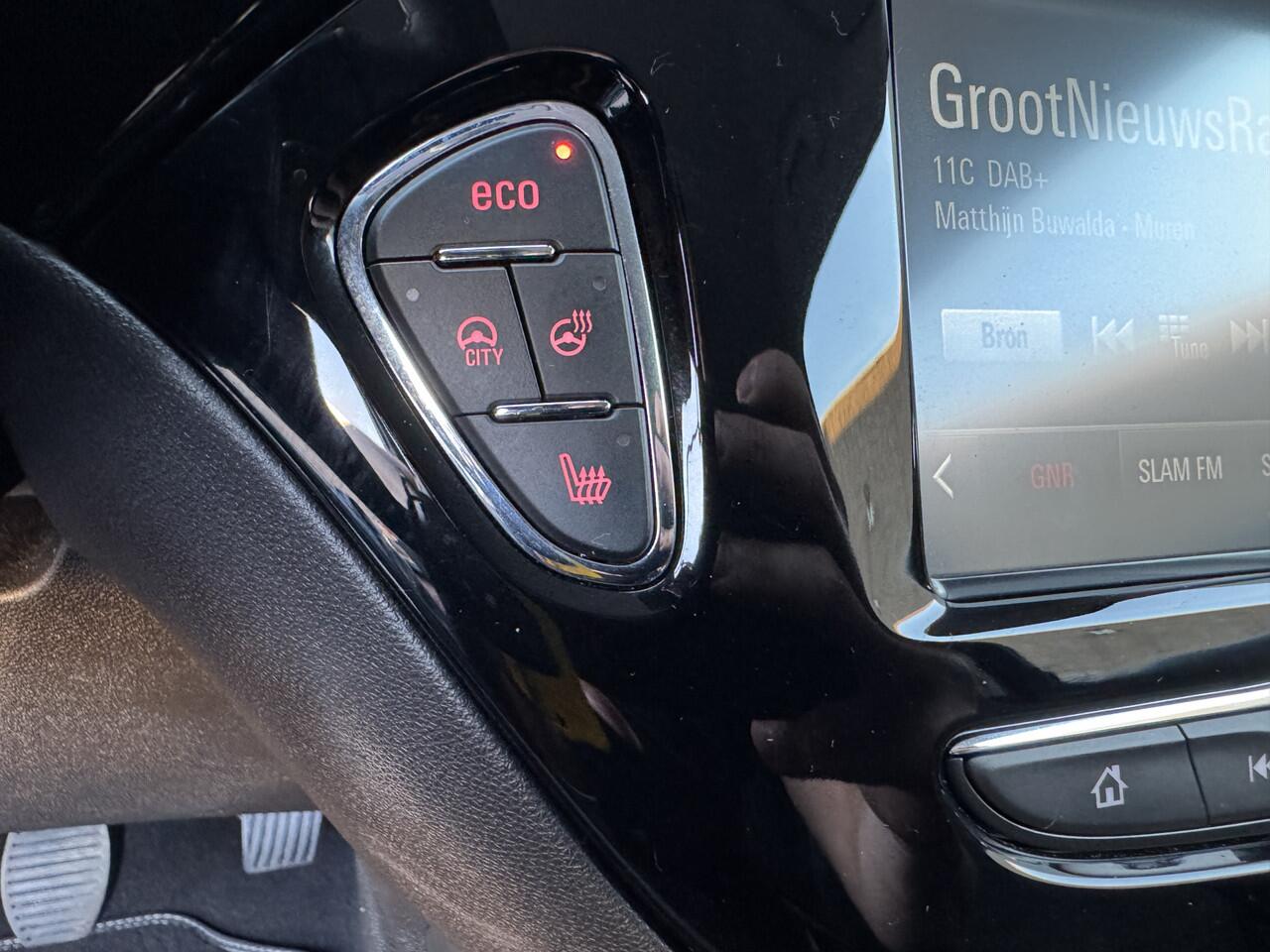 Opel ADAM 1.0 Turbo BlitZ | Navi | Stoel&Stuur verw. | Parkeersensoren | Prijs Rijklaar!!