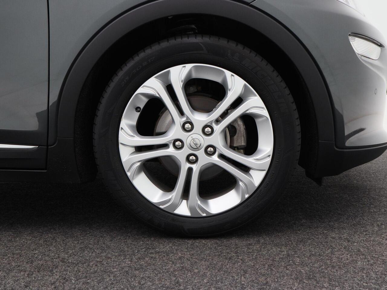 Opel AMPERA Ampera-e Business executive 60 kWh | Cruise Control | Stuur & Stoel Verwarming | LED | Bluetooth | Keyless | 17 Inch | 36.826 Km!