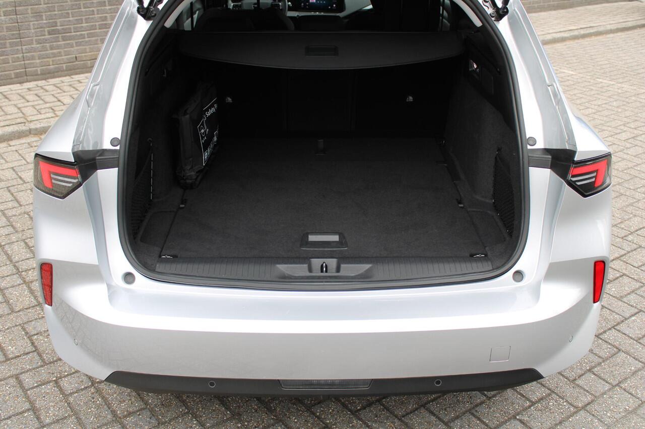 Opel ASTRA Sports Tourer 1.2 Level 2 Cruise en Climate Control, Parkeersensoren Voor en Achter, Navigatie